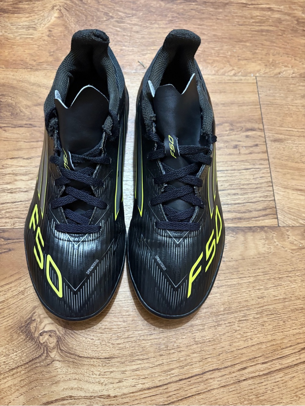 Adidas F50 Soccer Cleats Football Boots Kids size 4